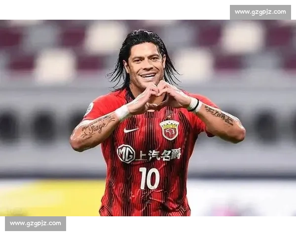 胡尔克加盟鲁能?官宣退役击碎传闻,5 年中超 4 亿薪水揭秘 胡尔克加盟鲁能?官宣退役击碎传闻,5 年中超 4 亿薪水揭秘