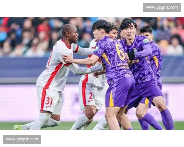 2-2!十人亚泰遭绝平 谢维军失误又救主 王禹染红成转折 2-2!十人亚泰遭绝平 谢维军失误又救主 王禹染红成转折